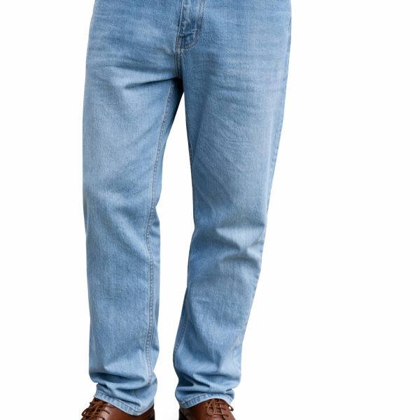 Men’s Light Blue Straight Fit Denim Jeans – Comfortable Everyday Wear with Unique Back Pocket Design